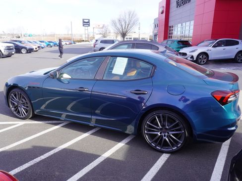 Used 2024 Maserati Ghibli Trofeo image 8