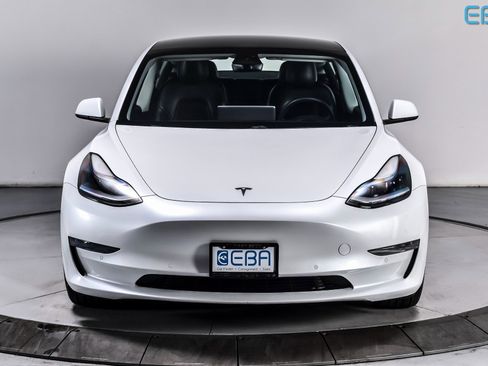 Used 2021 Tesla Model 3 Standard Range Plus image 8