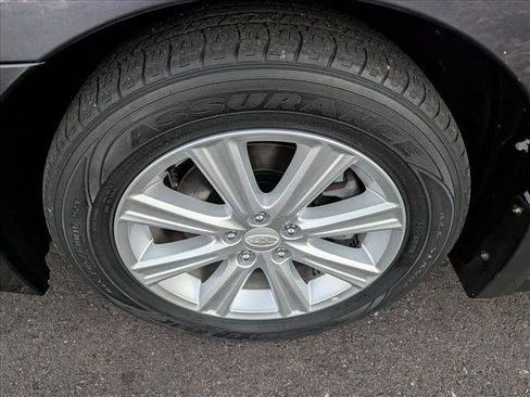 Used 2012 Subaru Legacy 2.5i image 9