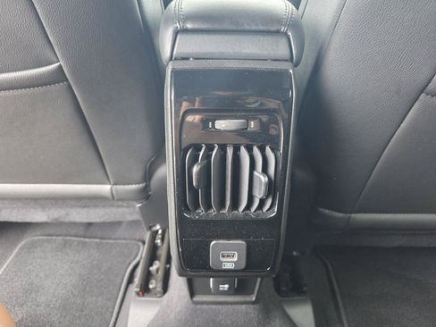 Certified 2025 Jeep Compass Limited w/ Sun & Sound Group AWD/4WD image 29