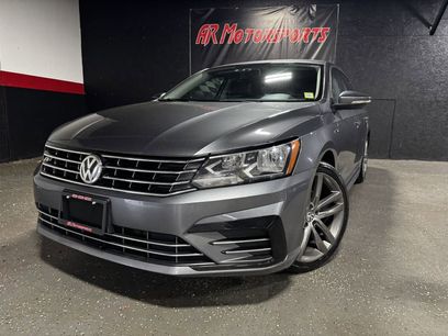 Used 2017 Volkswagen Passat 1.8T R-Line