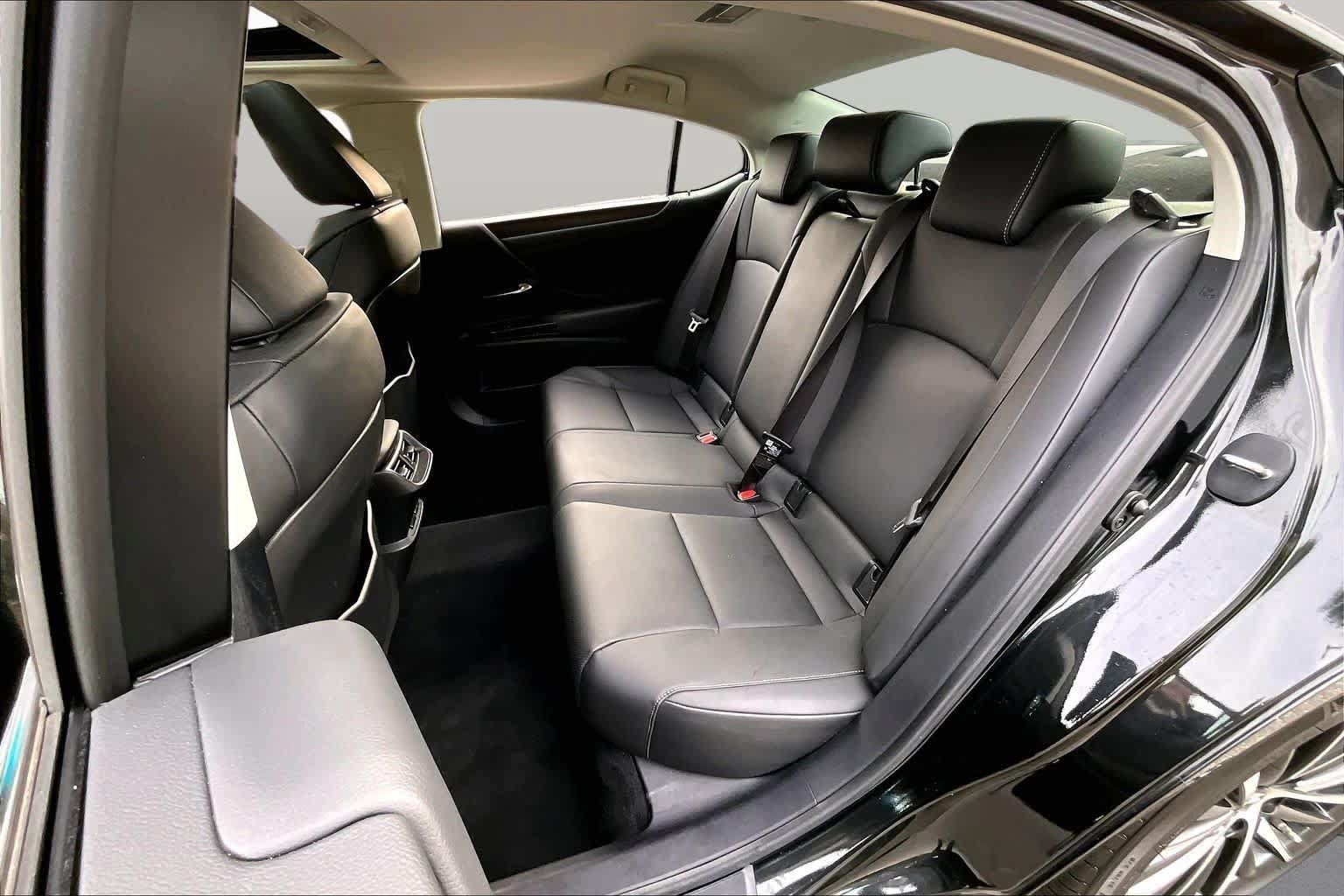 Used 2024 Lexus ES 250 w/ Premium Package AWD/4WD image 19
