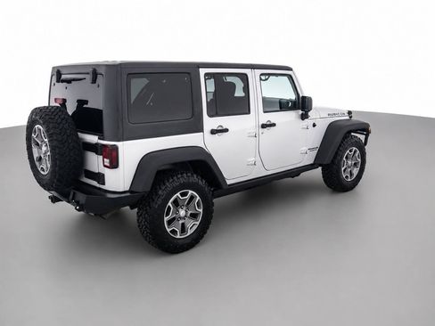 Used 2012 Jeep Wrangler Unlimited Rubicon w/ Connectivity Group AWD/4WD image 5