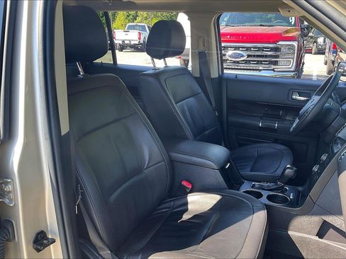 Used 2017 Ford Flex SEL w/ Equipment Group 202A AWD/4WD image 7