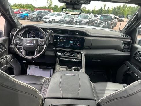 Used 2025 GMC Sierra 2500 AT4X AWD/4WD image 26