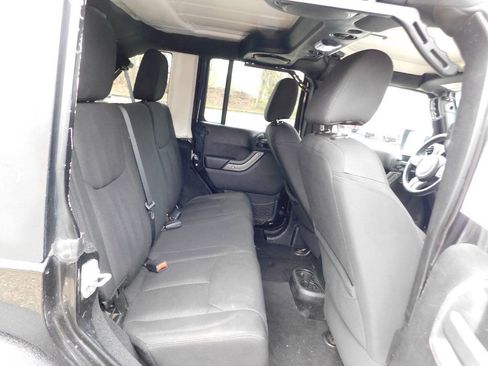 Used 2013 Jeep Wrangler Unlimited Sport AWD/4WD image 33