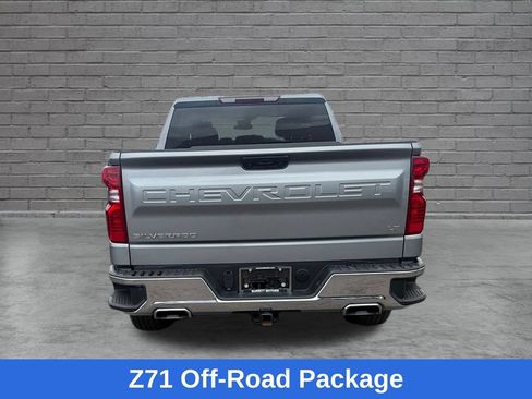 Used 2023 Chevrolet Silverado 1500 LT w/ Z71 Off-Road Package AWD/4WD image 8