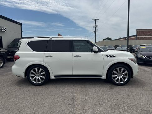 Used 2011 INFINITI QX56 4WD w/ Deluxe Touring Pkg image 5