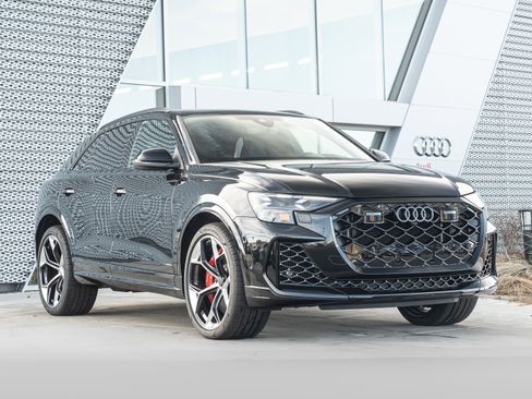 New 2026 Audi RS Q8 performance image 1