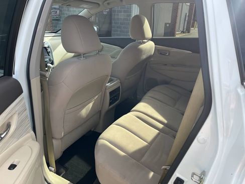 Used 2017 Nissan Murano SV image 25