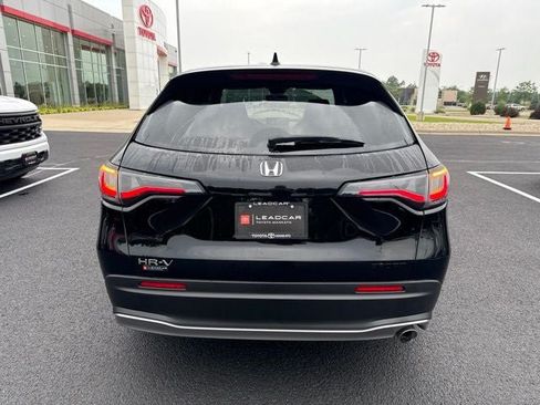 Used 2023 Honda HR-V Sport image 10