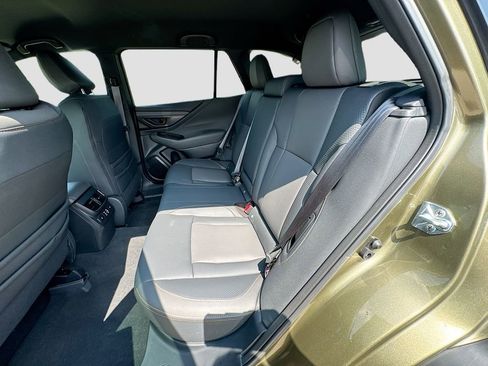 Used 2025 Subaru Outback Wilderness w/ Wilderness Package AWD/4WD image 32