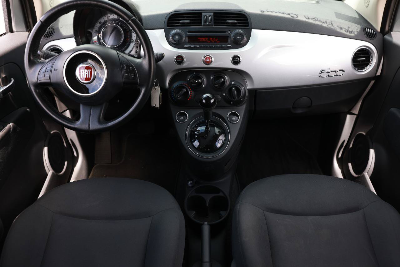 Used 2013 FIAT 500 Pop FWD image 2