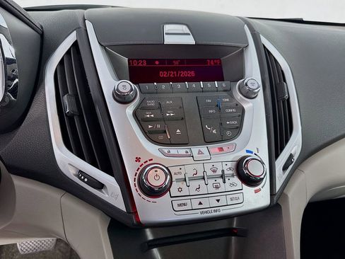 Used 2011 GMC Terrain SLE image 17