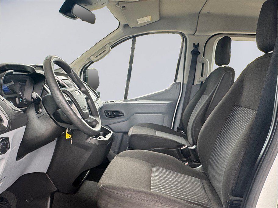 Used 2018 Ford Transit 350 XLT RWD image 9