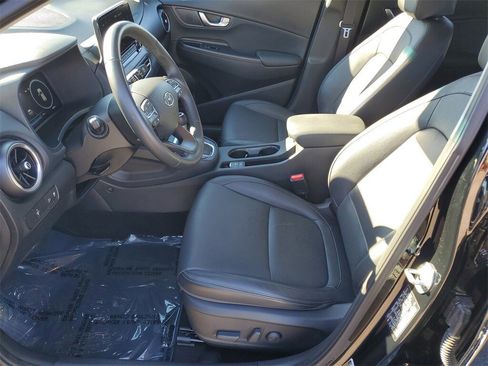 Used 2023 Hyundai Kona Limited w/ Cargo Package image 5