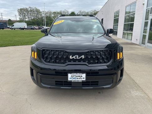 Used 2024 Kia Telluride EX X-Line AWD/4WD image 3