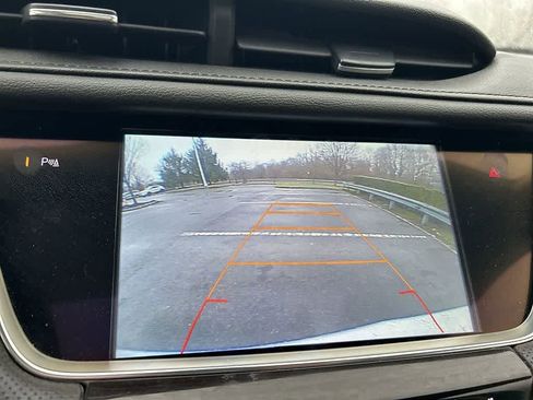 Used 2017 Cadillac XT5 Luxury w/ Driver Awareness Package image 23