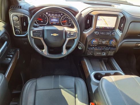 Used 2023 Chevrolet Silverado 2500 High Country w/ Z71 Off-Road Package AWD/4WD image 3