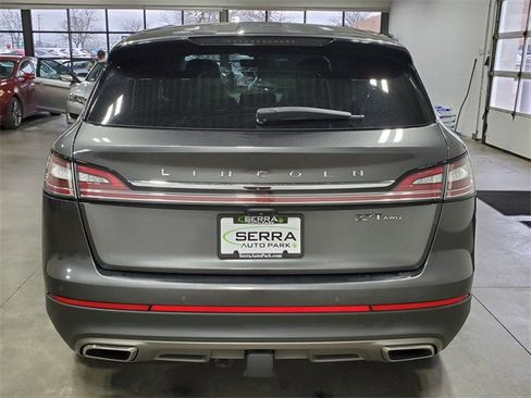 Used 2020 Lincoln Nautilus Reserve w/ Class II Trailer Tow Package image 5