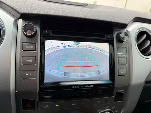 Used 2017 Toyota Tundra SR5 image 11