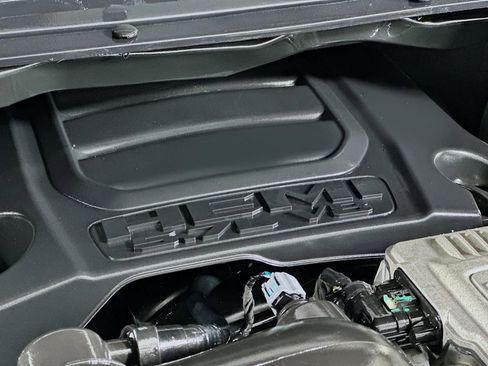 Used 2022 RAM 1500 Limited w/ Body Color Bumper Group image 23