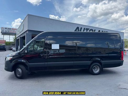 Used 2020 Mercedes-Benz Sprinter 3500 image 4