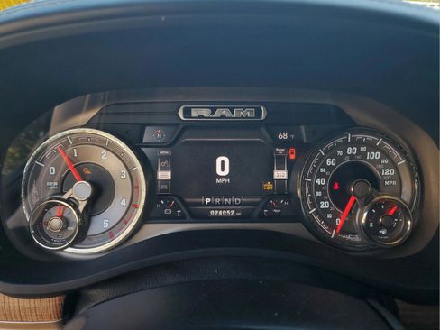 Used 2019 RAM 3500 Limited image 29