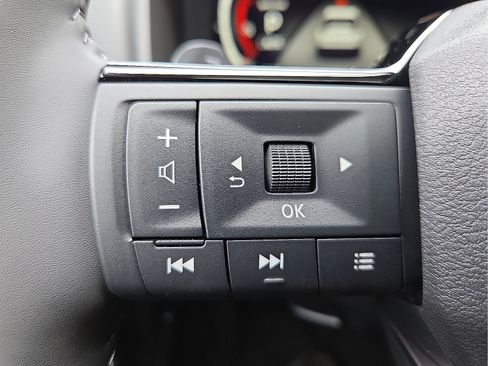 New 2026 Nissan Rogue Platinum AWD/4WD image 19