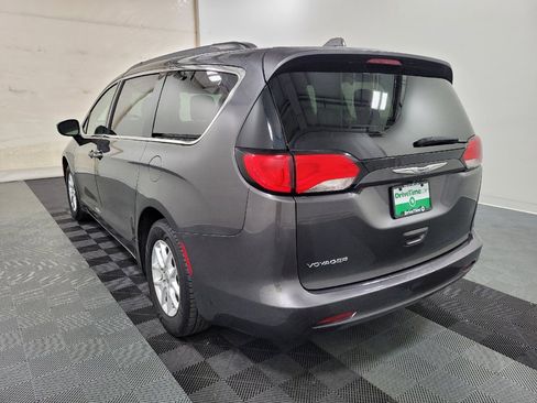 Used 2020 Chrysler Voyager Lxi FWD image 5