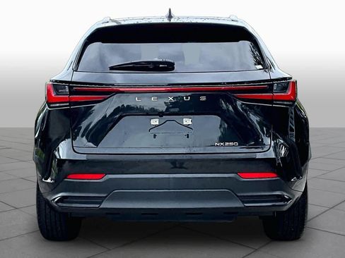 Used 2024 Lexus NX 250 FWD image 5