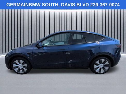 Used 2022 Tesla Model Y Long Range AWD/4WD image 8