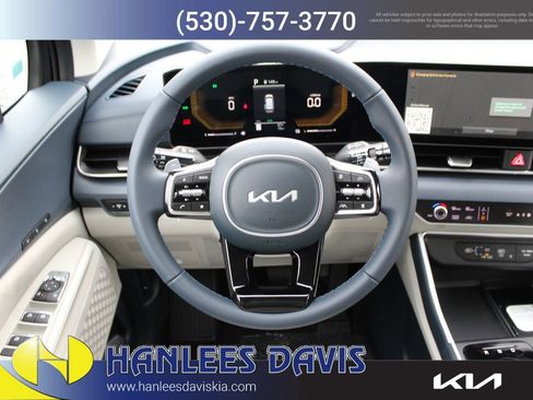 New 2026 Kia Carnival EX image 18