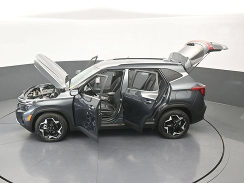 Used 2024 Kia Seltos EX FWD image 66
