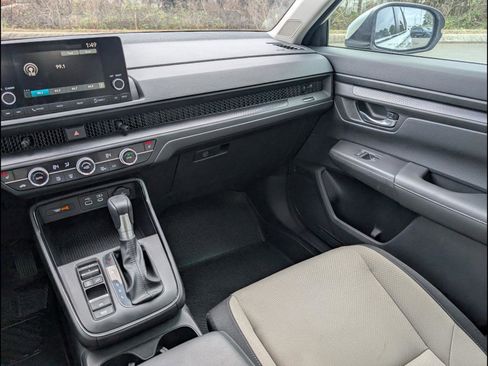 Certified 2024 Honda CR-V EX image 9