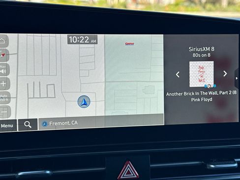 Used 2025 Hyundai Elantra Limited image 22