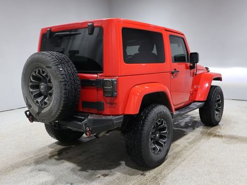 Used 2018 Jeep Wrangler Sahara w/ Connectivity Group image 2