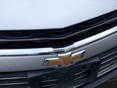 Used 2018 Chevrolet Malibu LT image 5