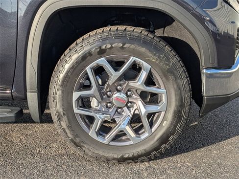 New 2026 GMC Sierra 1500 SLT w/ SLT Premium Plus Package image 11