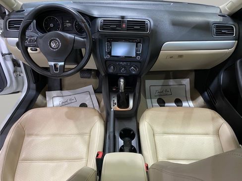 Used 2014 Volkswagen Jetta SE image 20