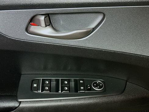 Used 2021 Kia Forte LXS FWD image 15