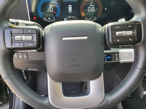 Used 2025 Hyundai Santa Fe SEL FWD image 21