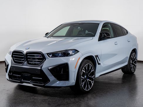 Used 2025 BMW X6 M Competition w/ Executive Package image 20