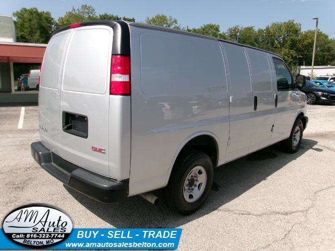 Used 2022 GMC Savana 2500 w/ Driver Convenience Package RWD image 4