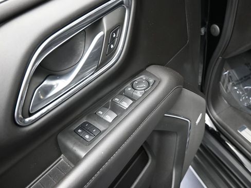 Used 2022 Chevrolet Tahoe LT w/ Luxury Package image 13