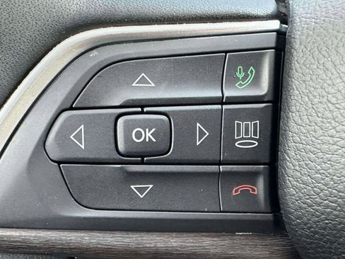 Used 2024 Jeep Grand Cherokee Limited w/ Trailer Tow Package image 20