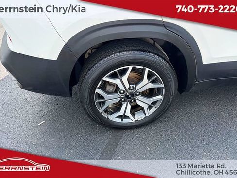 Used 2023 Kia Seltos EX AWD/4WD image 19