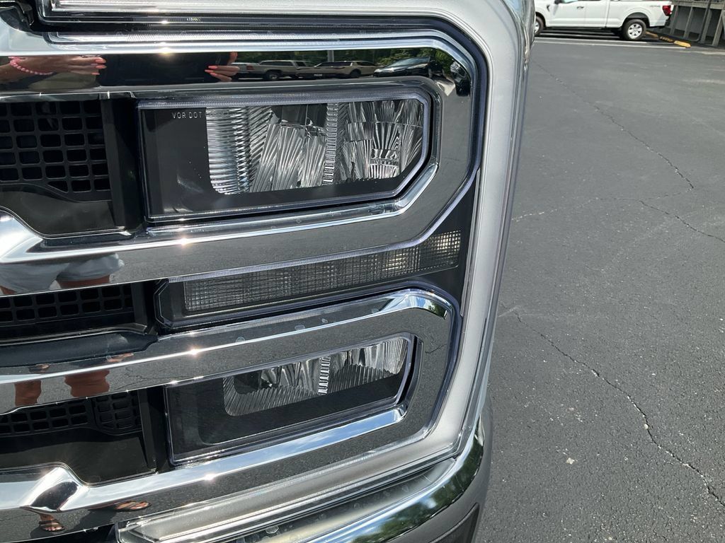 New 2026 Ford F250 Lariat w/ Chrome Package AWD/4WD image 9