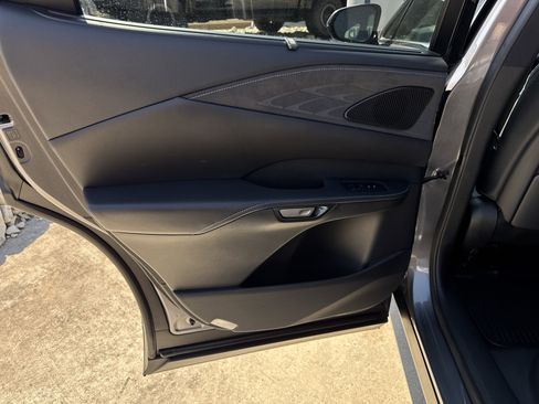 Used 2023 Lexus RX 350 w/ Luxury Package image 15