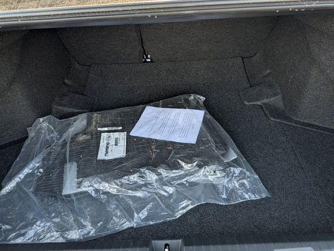 Used 2025 Subaru Legacy Premium image 18